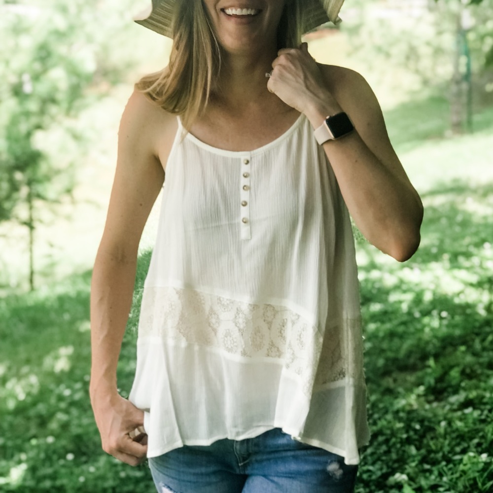 NWT Ivory Lace Racerback Tank - Picture 8 of 11
